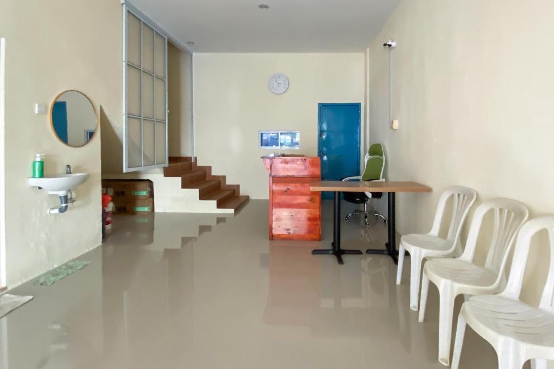 Lubuk Baja Hotel | Homestay D3 Mitra RedDoorz