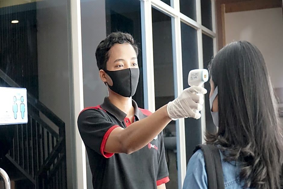 Photo of Human In Picture in Mampang Prapatan