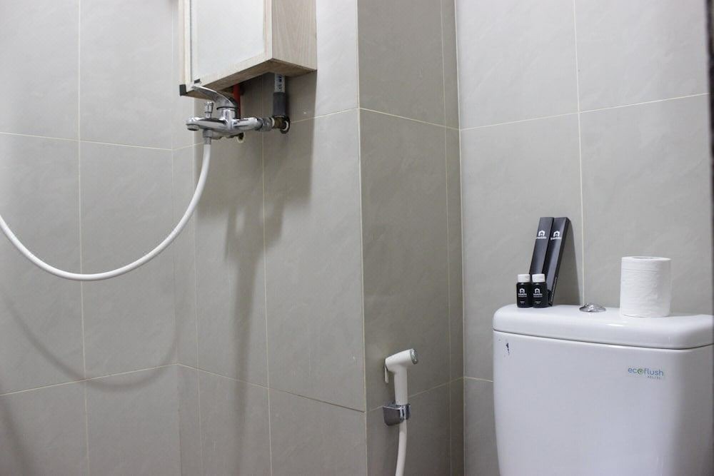 Photo of Bathroom in Hegarmanah
