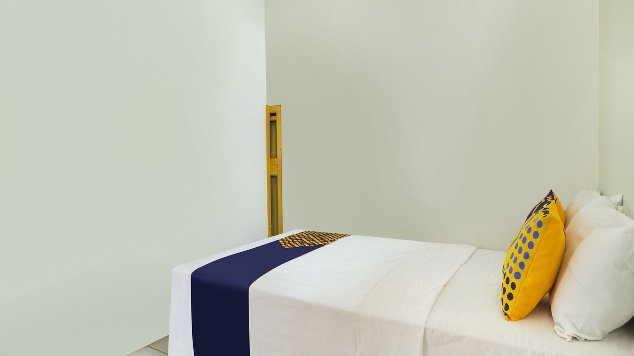 Photo of Bedroom in Ciwidey