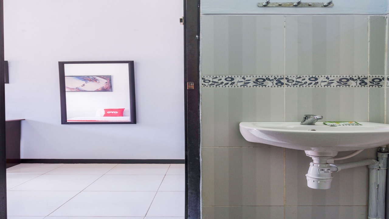 Photo of Bathroom in Tuban