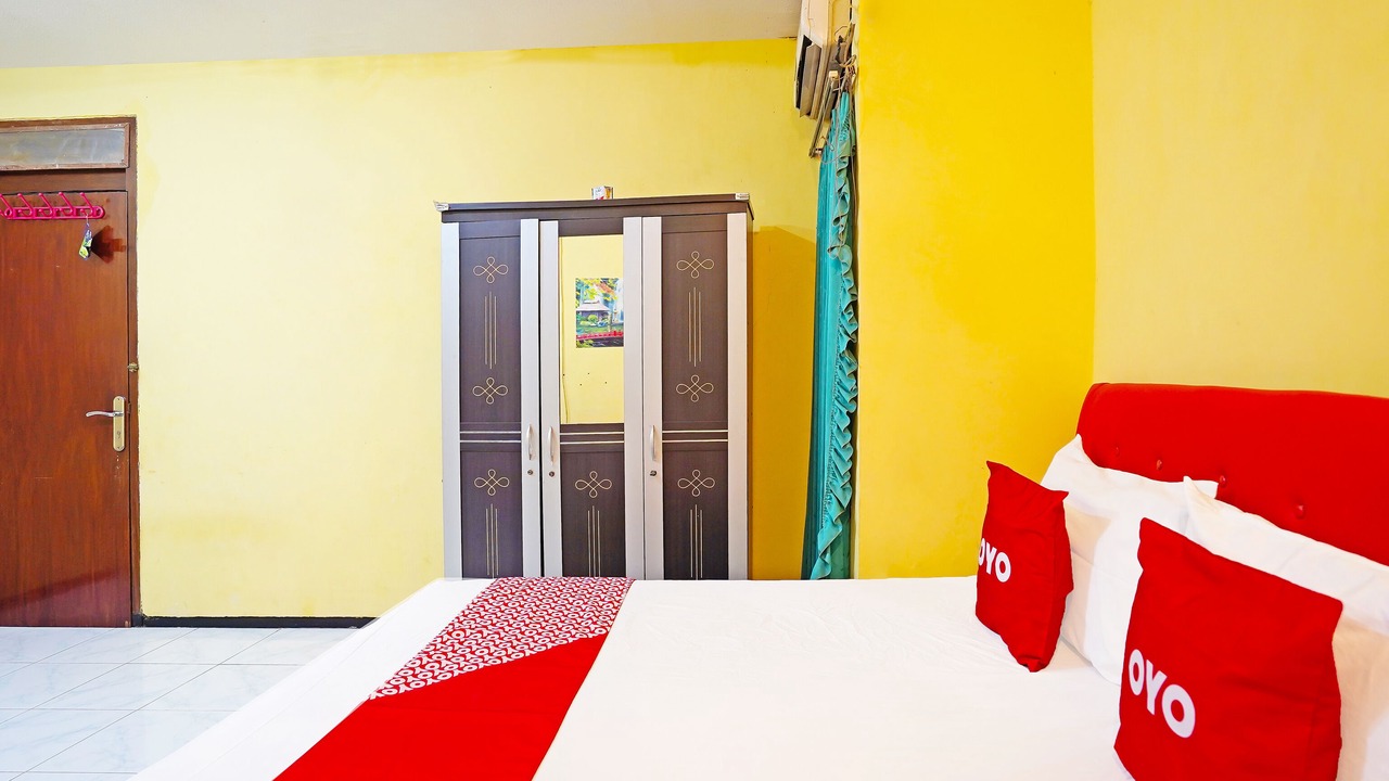 Photo of Bedroom in Suko Manunggal