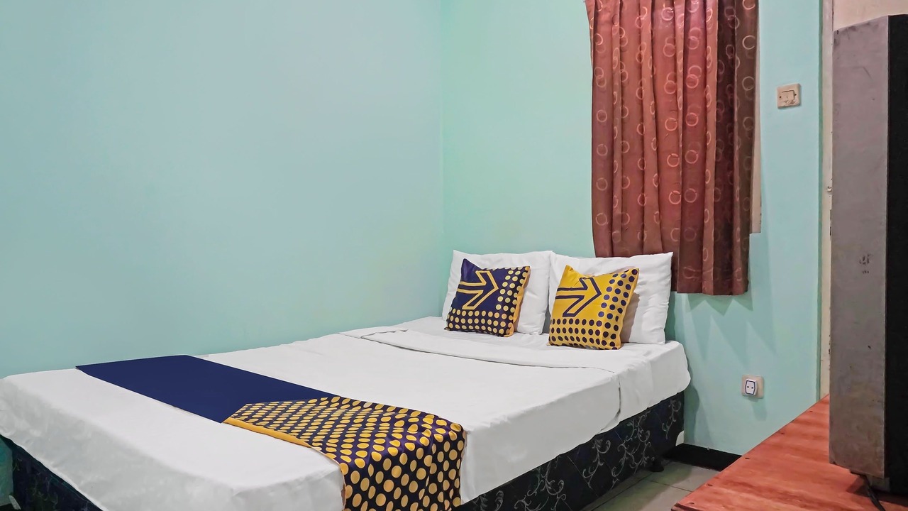 Photo of Bedroom in Tjihadak