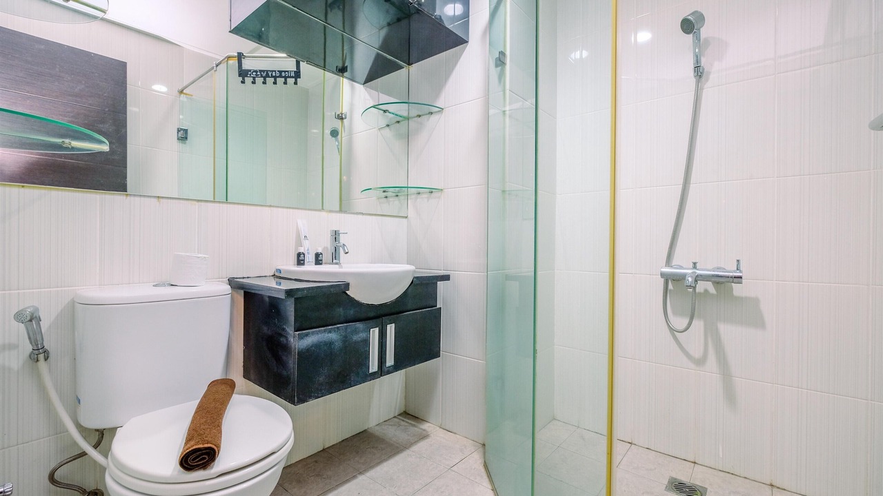 Photo of Bathroom in Senayan