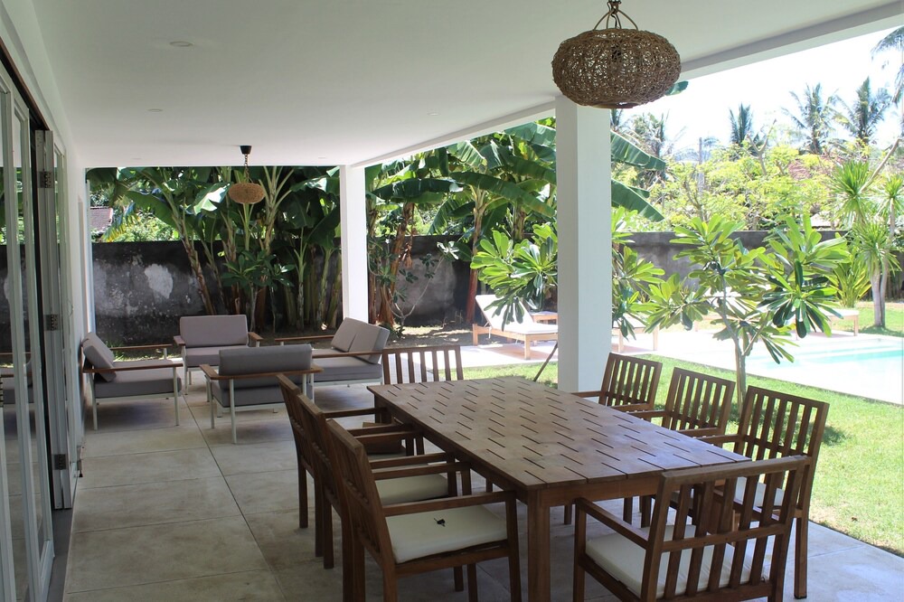 Photo of Patio Balcony in Selong Belanak