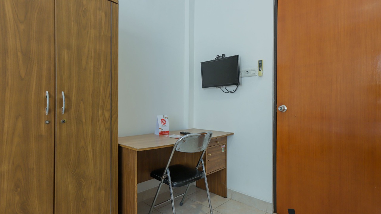 Photo of Bedroom in Kedoya Utara