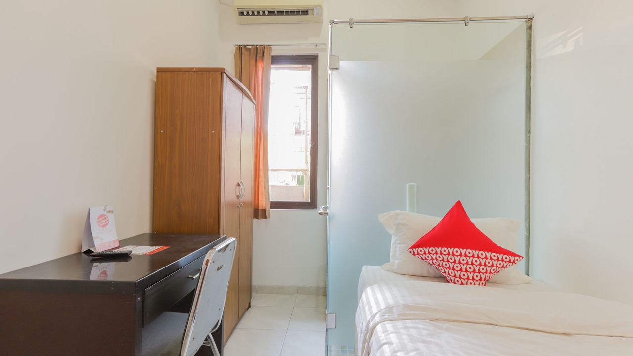 Photo of Bedroom in Kedoya Utara
