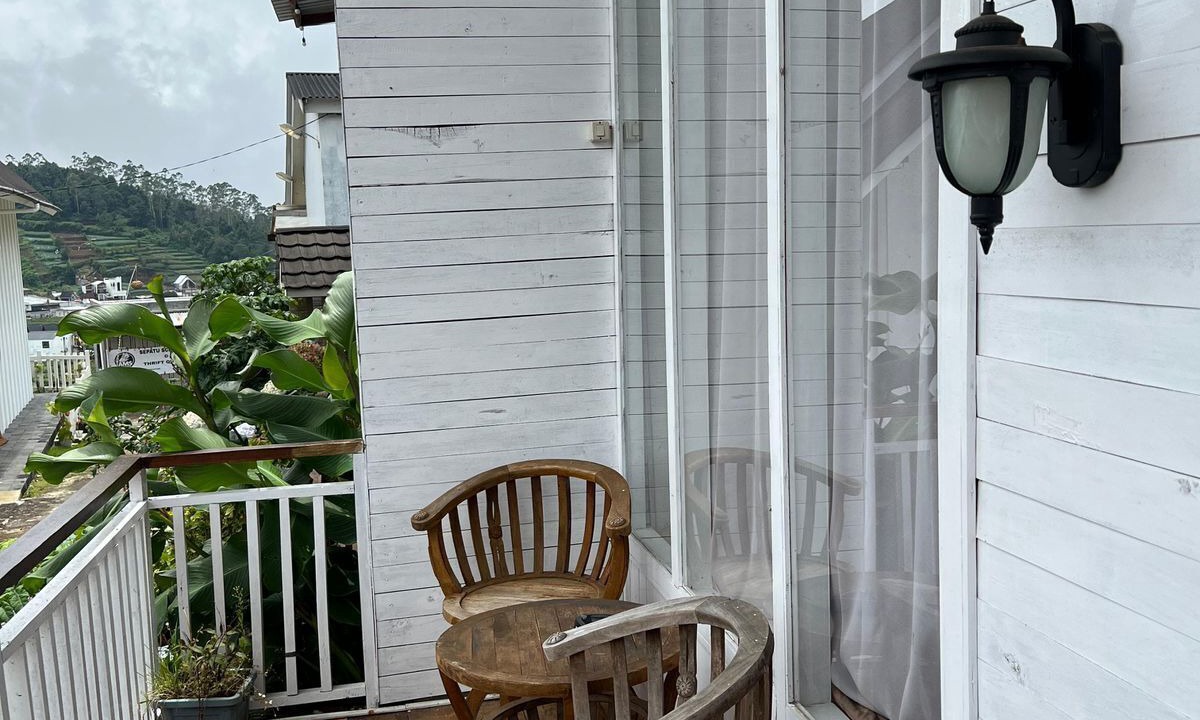 Photo of Patio Balcony in Dieng Kulon