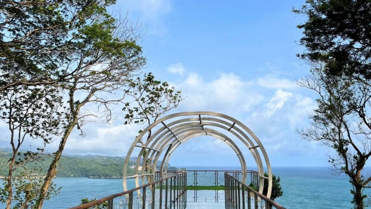 Photo of Others in Pacitan