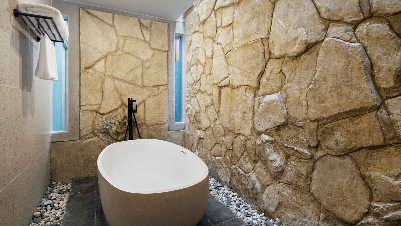 Photo of Bathroom in Waingapu