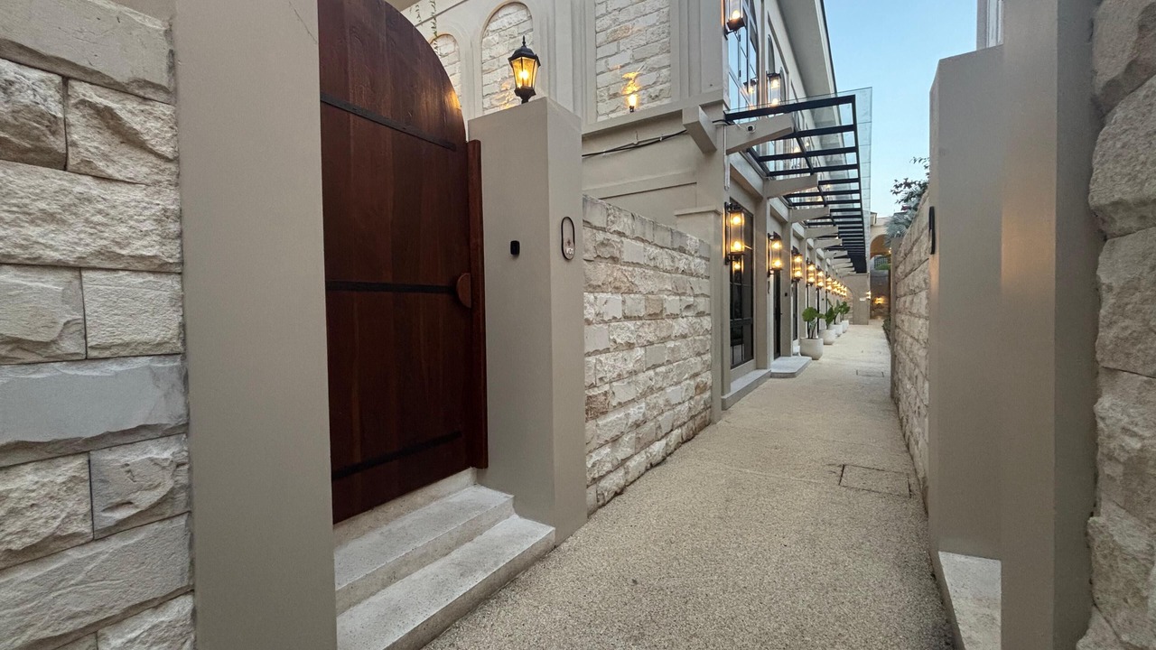 Photo of Outdoor in Petitenget
