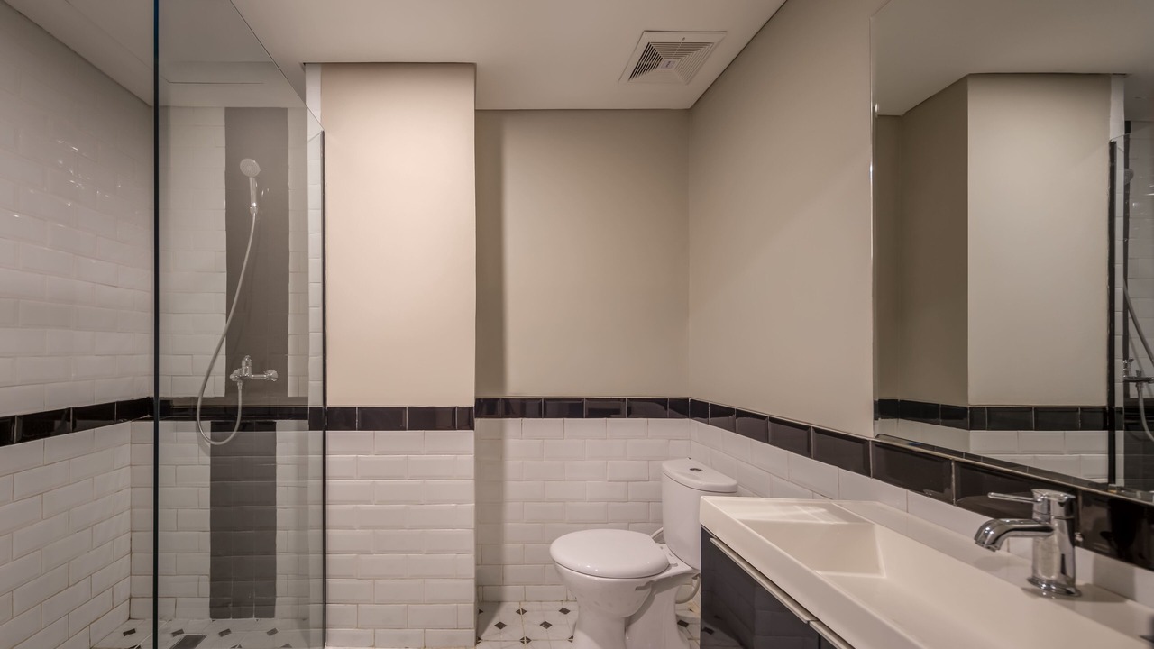 Photo of Bathroom in Mampang Prapatan