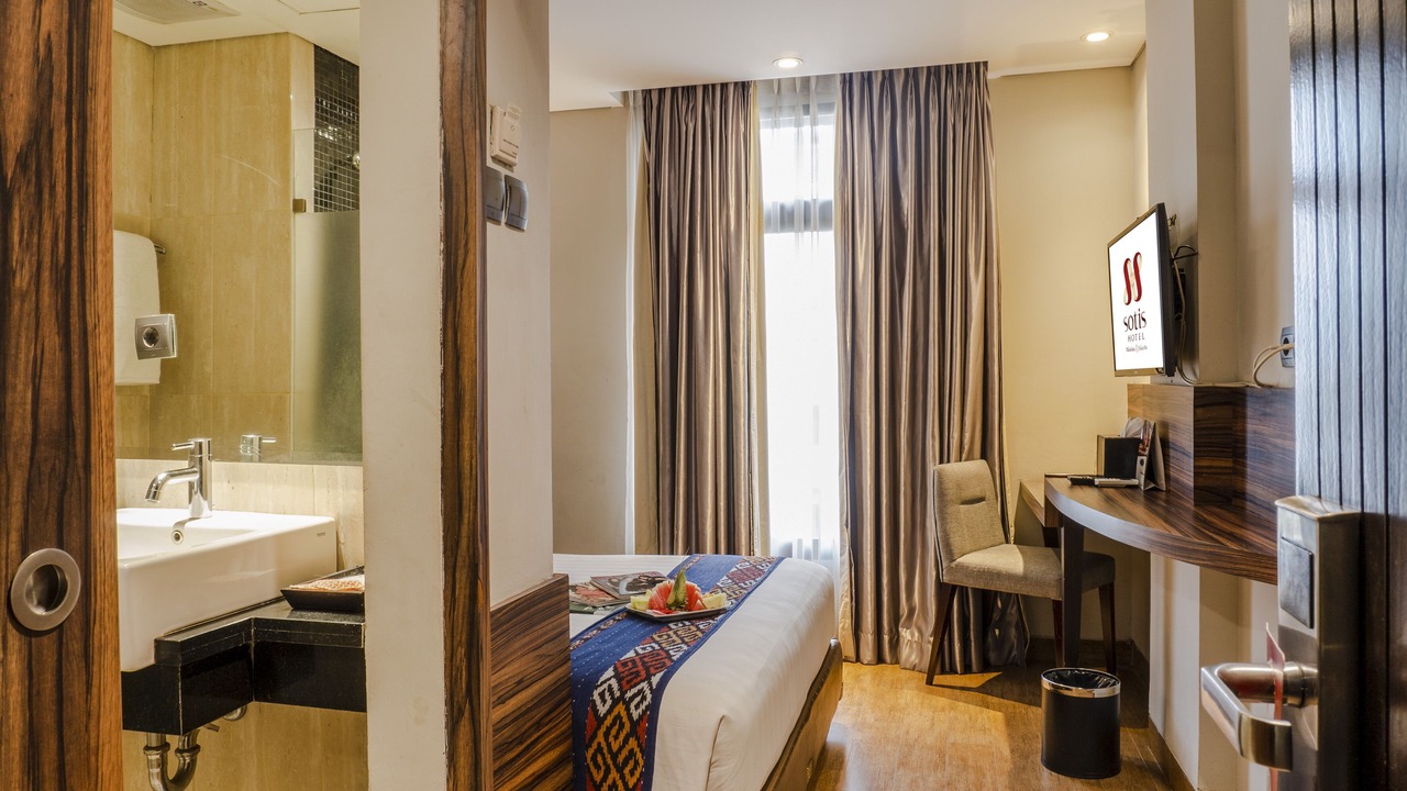 Photo of Bedroom in Melawai