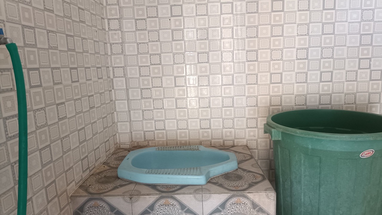 Photo of Bathroom in Kecamatan Janapria
