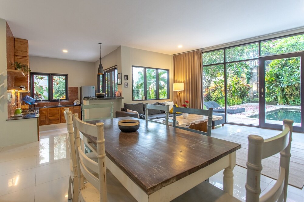Photo of Livingroom in West Selemadeg