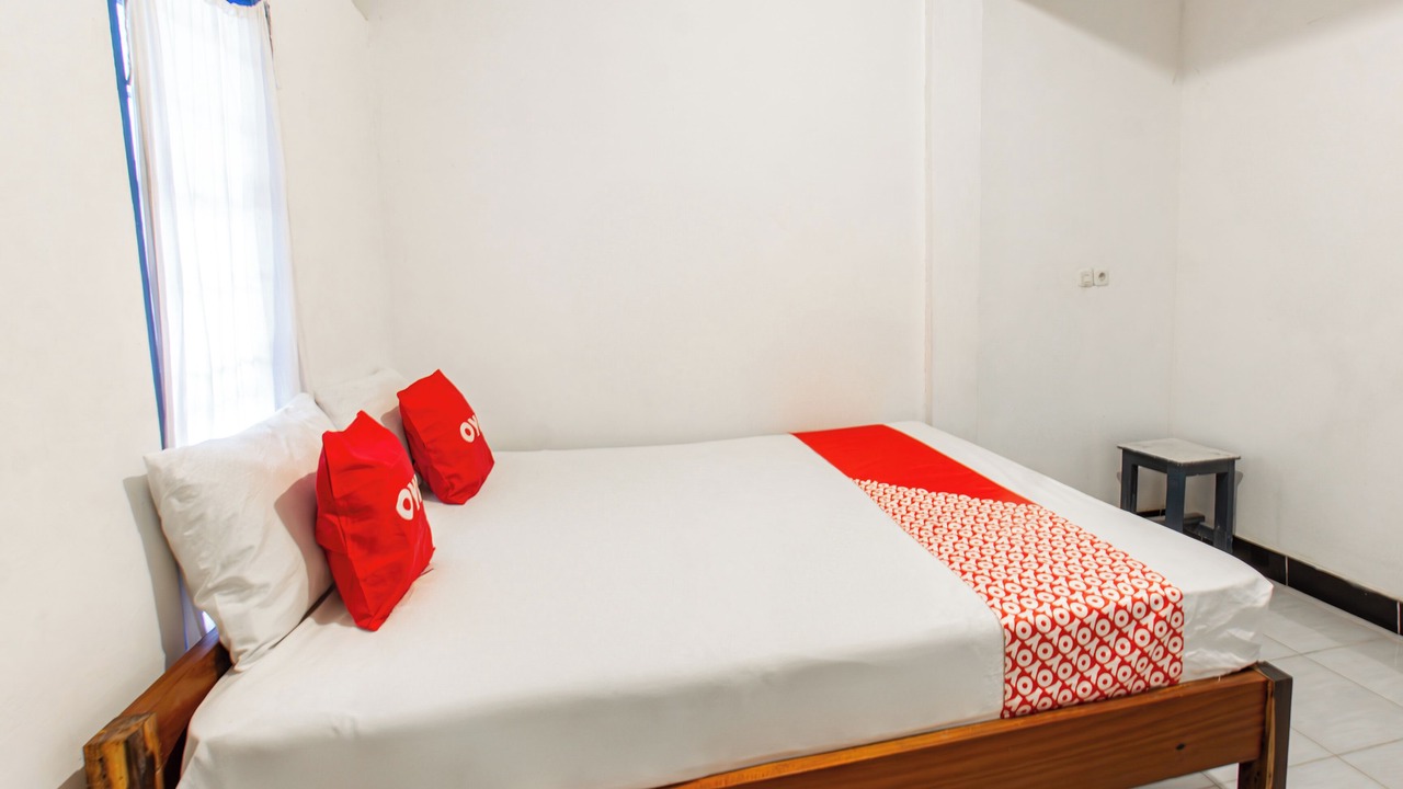Photo of Bedroom in Kecamatan Praya Barat Daya