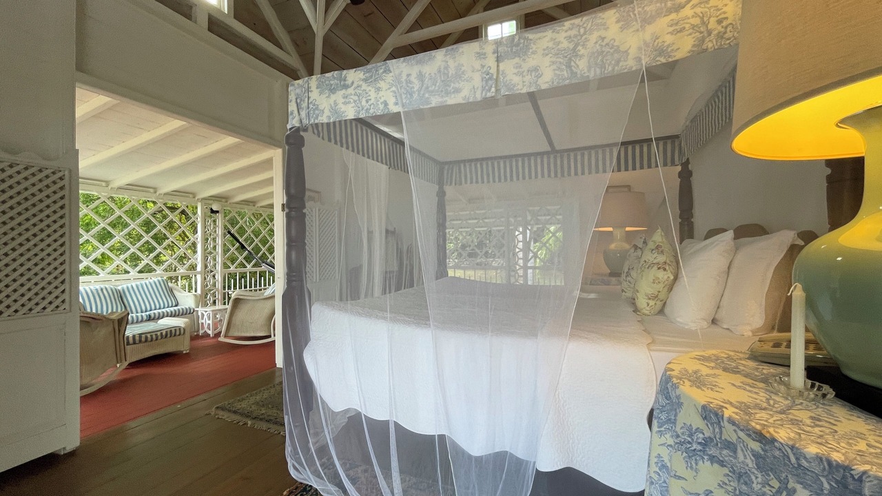 Photo of Bedroom in Pond Hill