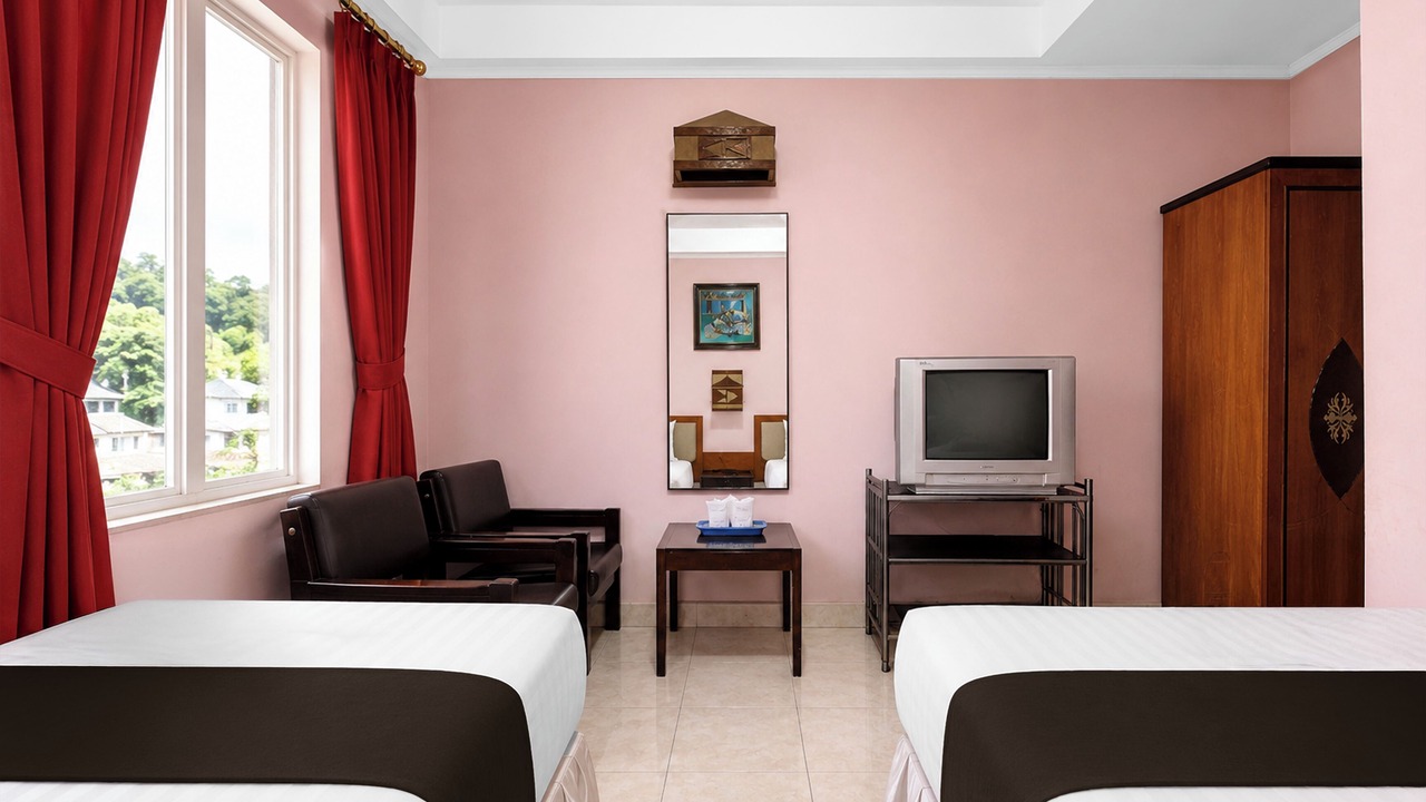 Photo of Bedroom in Hargomulyo