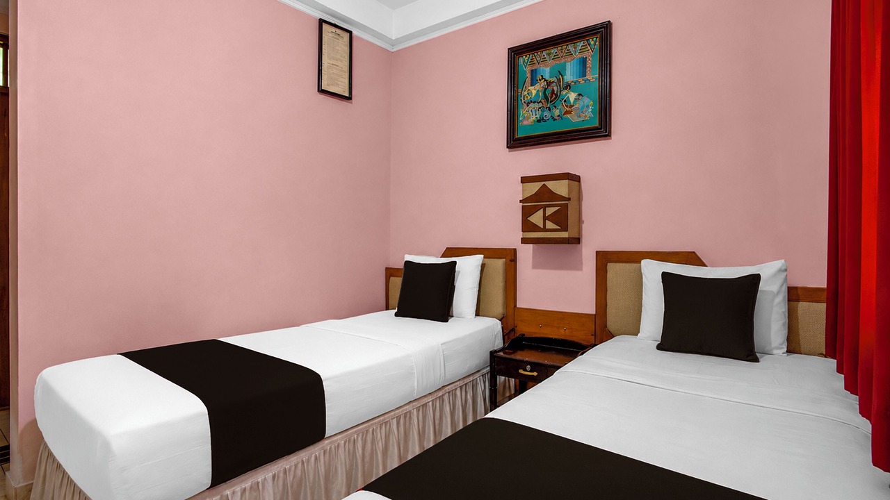 Photo of Bedroom in Hargomulyo