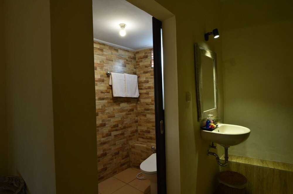 Photo of Bathroom in Bebandem
