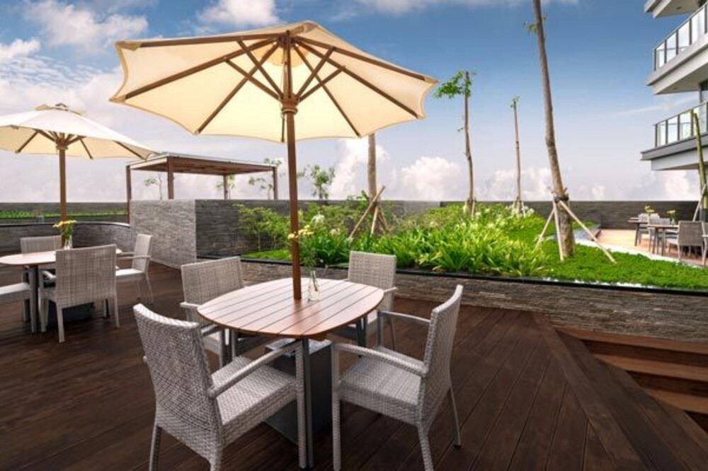 Photo of Patio Balcony in Pantai Indah Kapuk