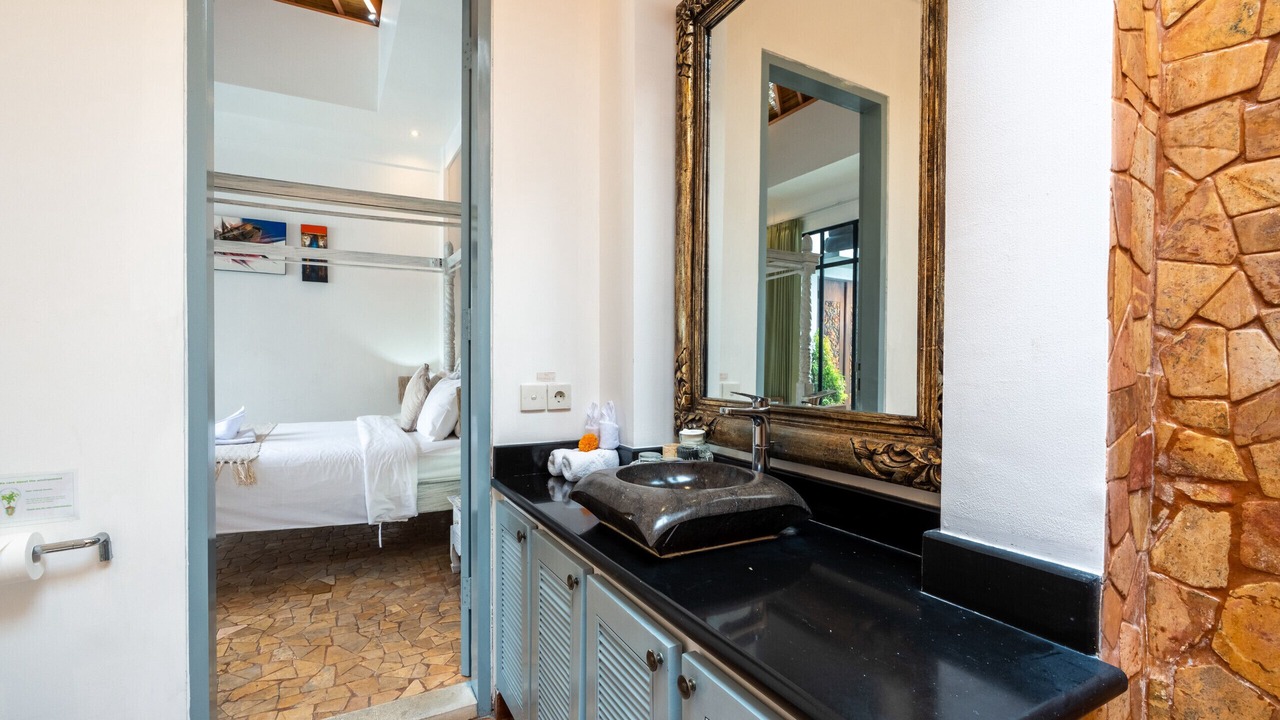 Photo of Bathroom in Drupadi