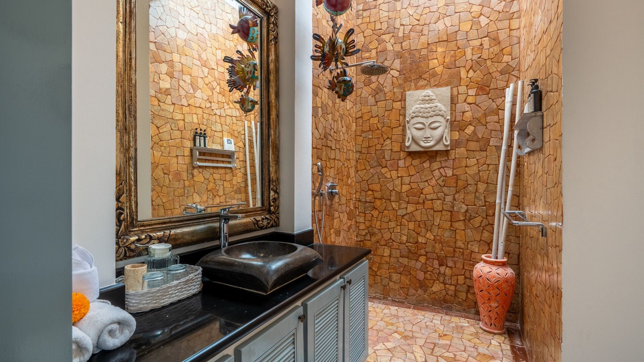 Photo of Bathroom in Drupadi
