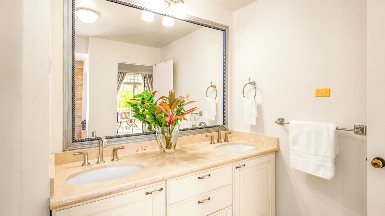 Photo of Bathroom in Frigate Bay