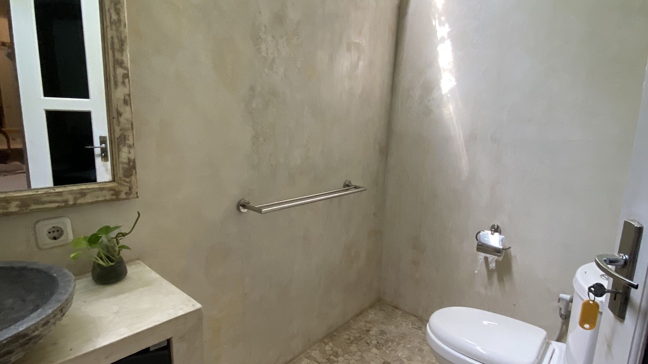 Photo of Bathroom in Kartika Plaza