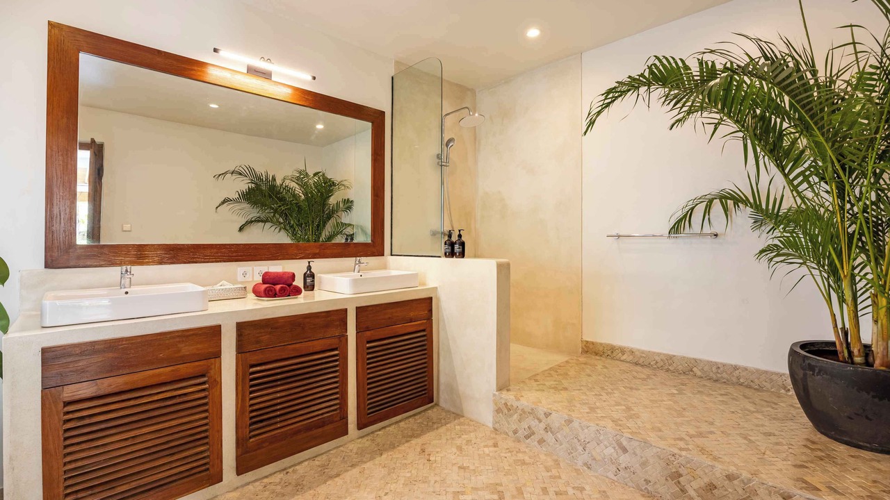 Photo of Bathroom in Central Seminyak