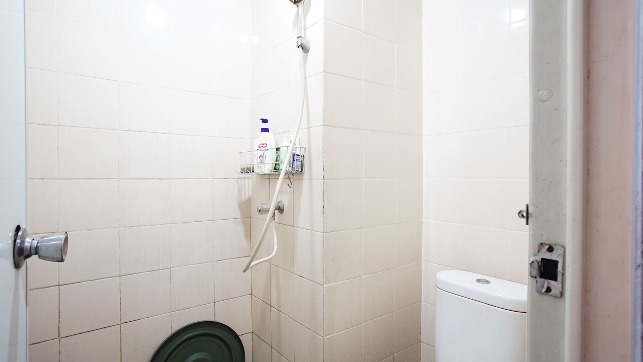 Photo of Bathroom in Kapuk
