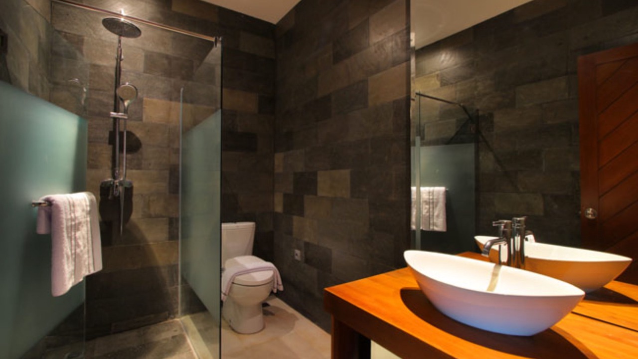 Photo of Bathroom in Petitenget