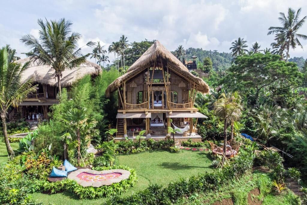 Photo of Outdoor in Selat
