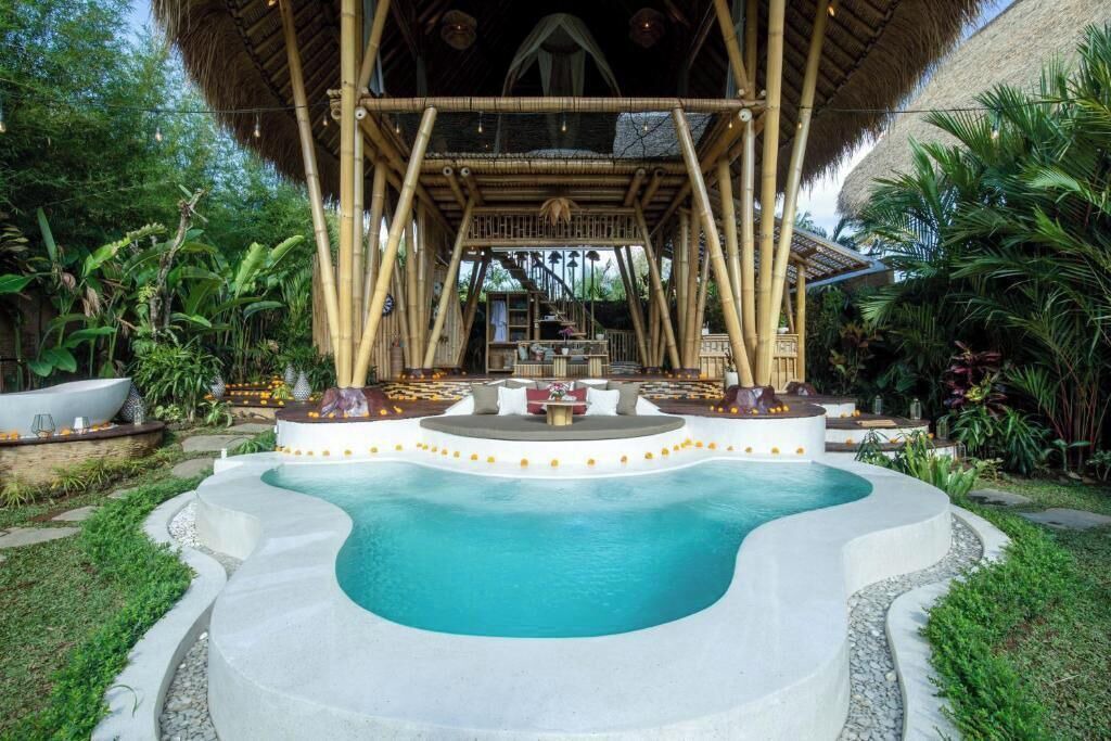 Photo of Outdoor in Selat