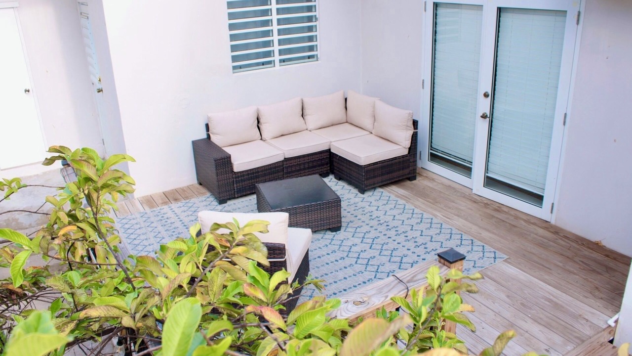 Photo of Patio Balcony in Basseterre