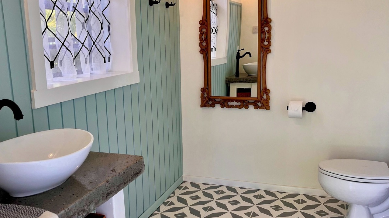 Photo of Bathroom in Basseterre