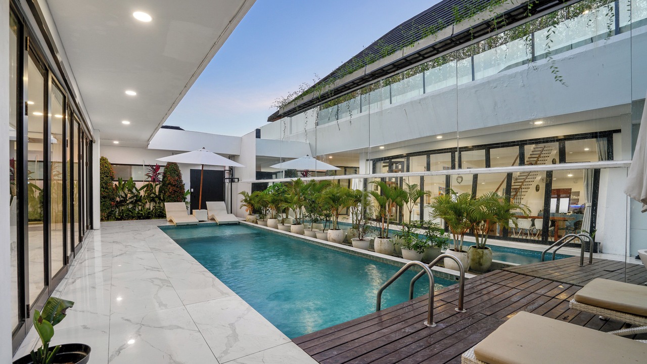 Photo of Outdoor in Sunset Road