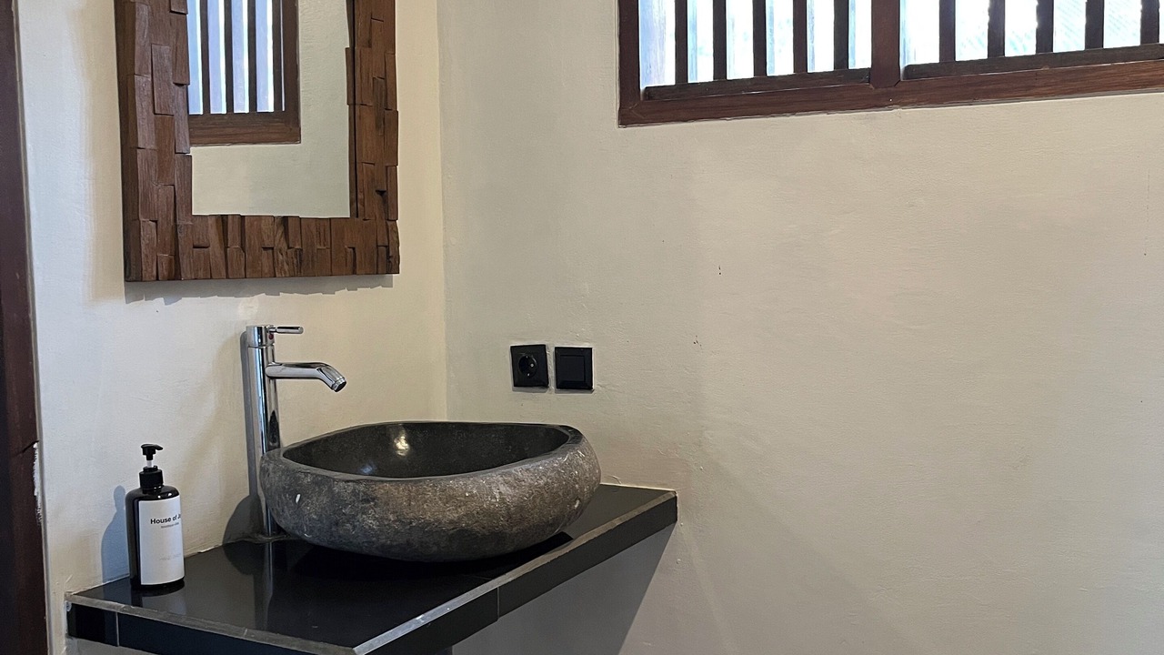 Photo of Bathroom in Kedewatan