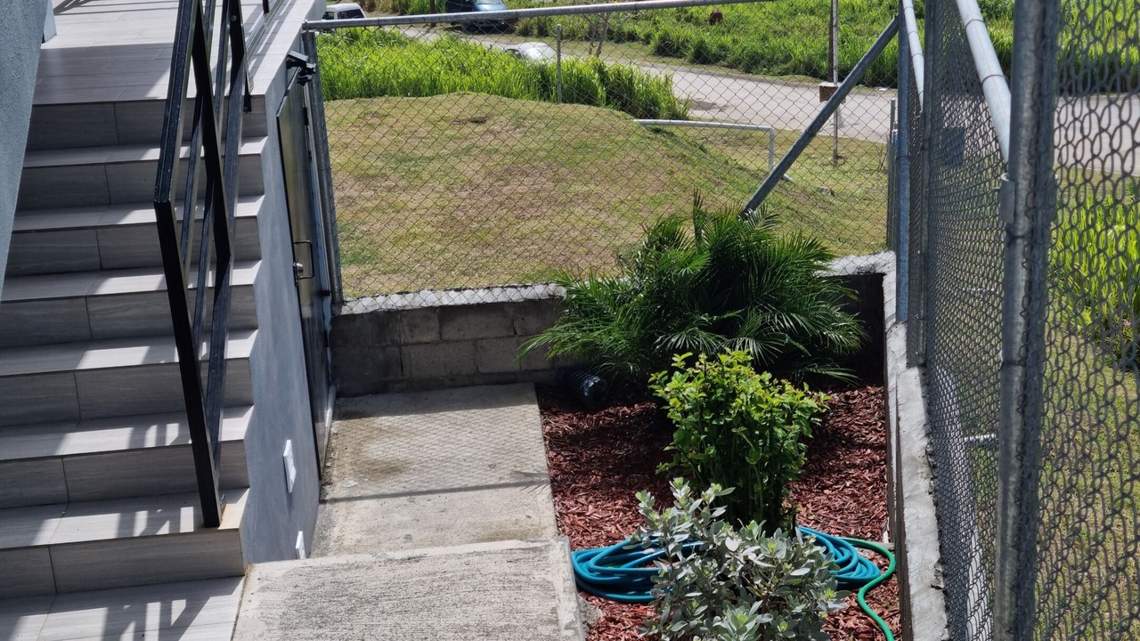 Photo of Outdoor in Ottleyʼs