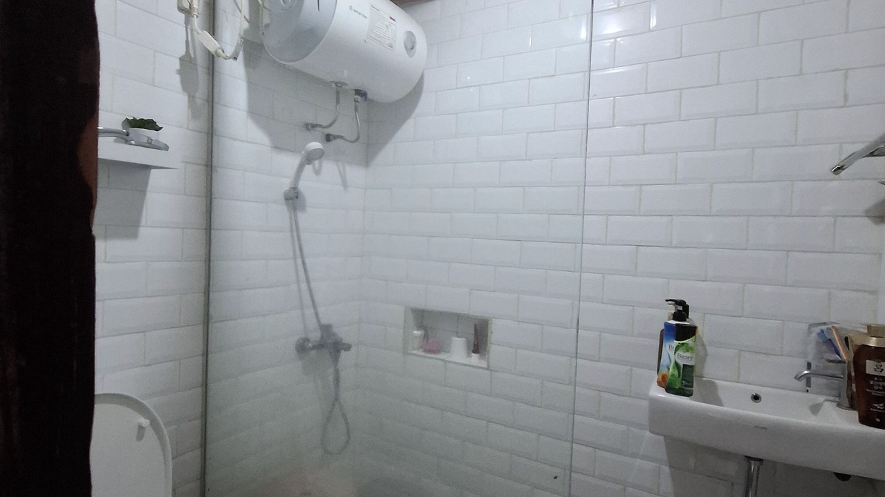 Photo of Bathroom in Karo