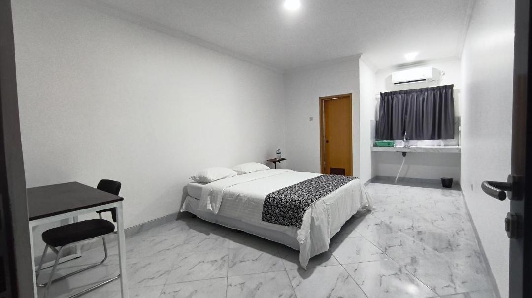 Photo of Bedroom in Mampang Prapatan