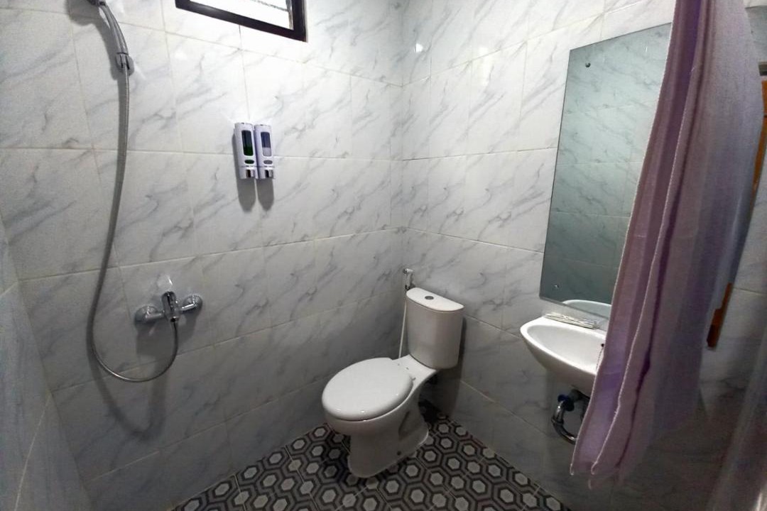 Photo of Bathroom in Mampang Prapatan