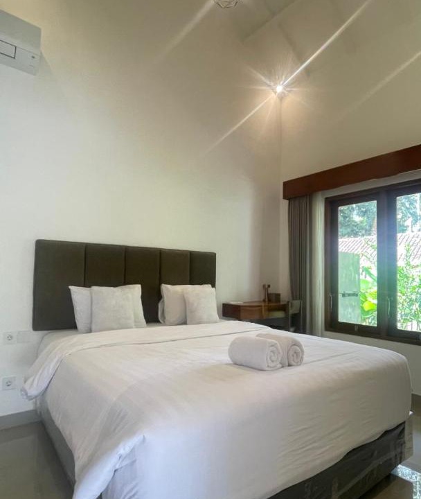 Photo of Bedroom in Keliki