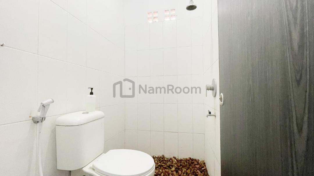 Photo of Bathroom in Duren Sawit