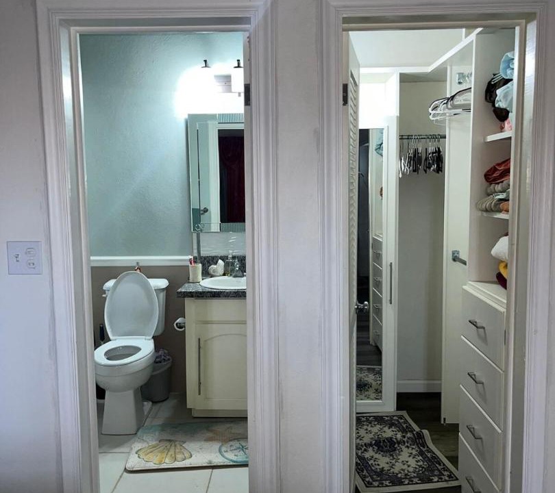 Photo of Bathroom in Butlers