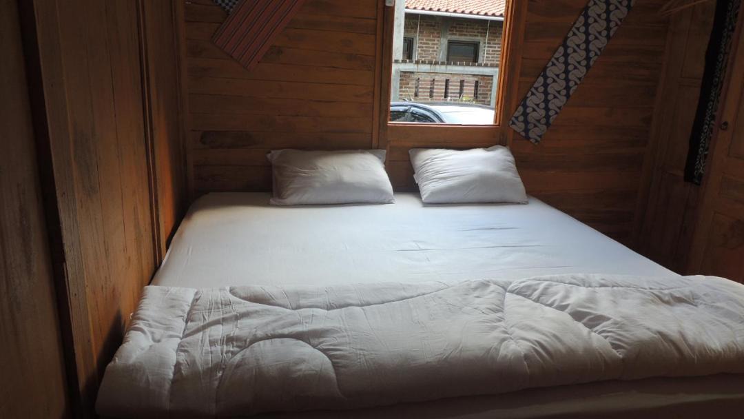 Photo of Bedroom in Ngemplak