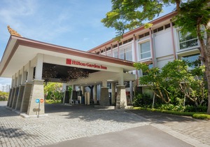 Hilton Garden Inn Bali Ngurah Rai Airport in Bali