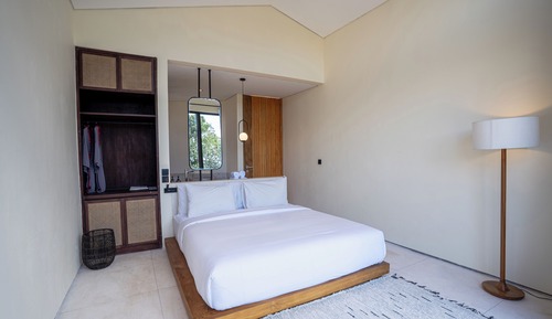 One Bedroom Private Heated Pool Villa