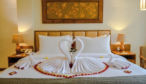 Romantic Suite Pool Access