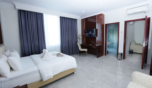 Sindoro Suite